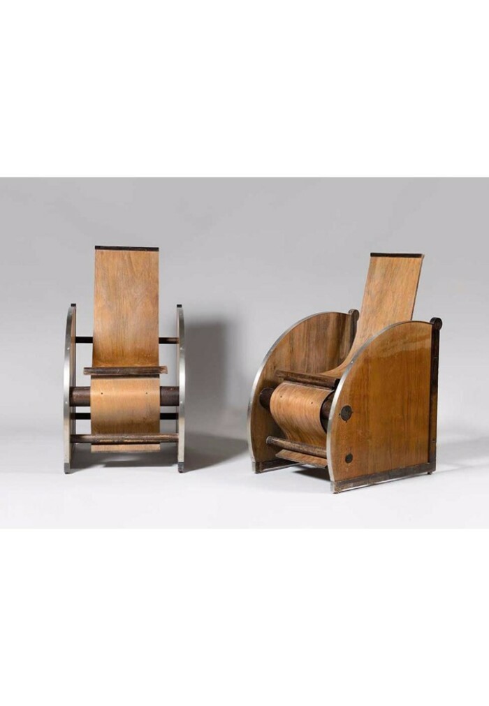 Paire de fauteuils modernistes vers 1927