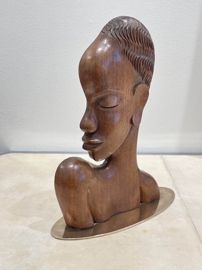 Karl HAGENAUER, sculpture en bois représentant une femme africaine – Image 2