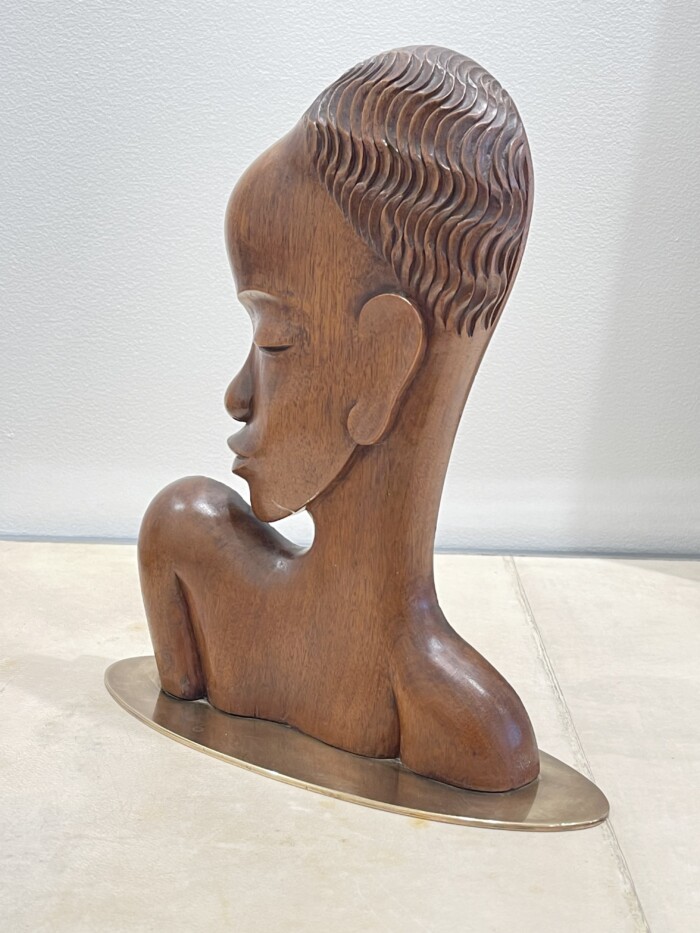 Karl HAGENAUER, sculpture en bois représentant une femme africaine – Image 4